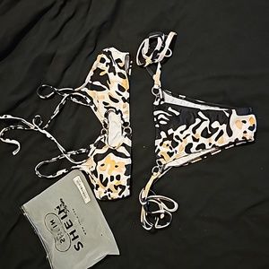 Leopard bikini